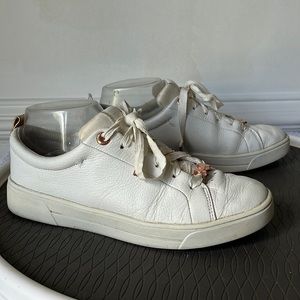 Ted Baker White Gielli Leather Sneakers Size 7 comfort